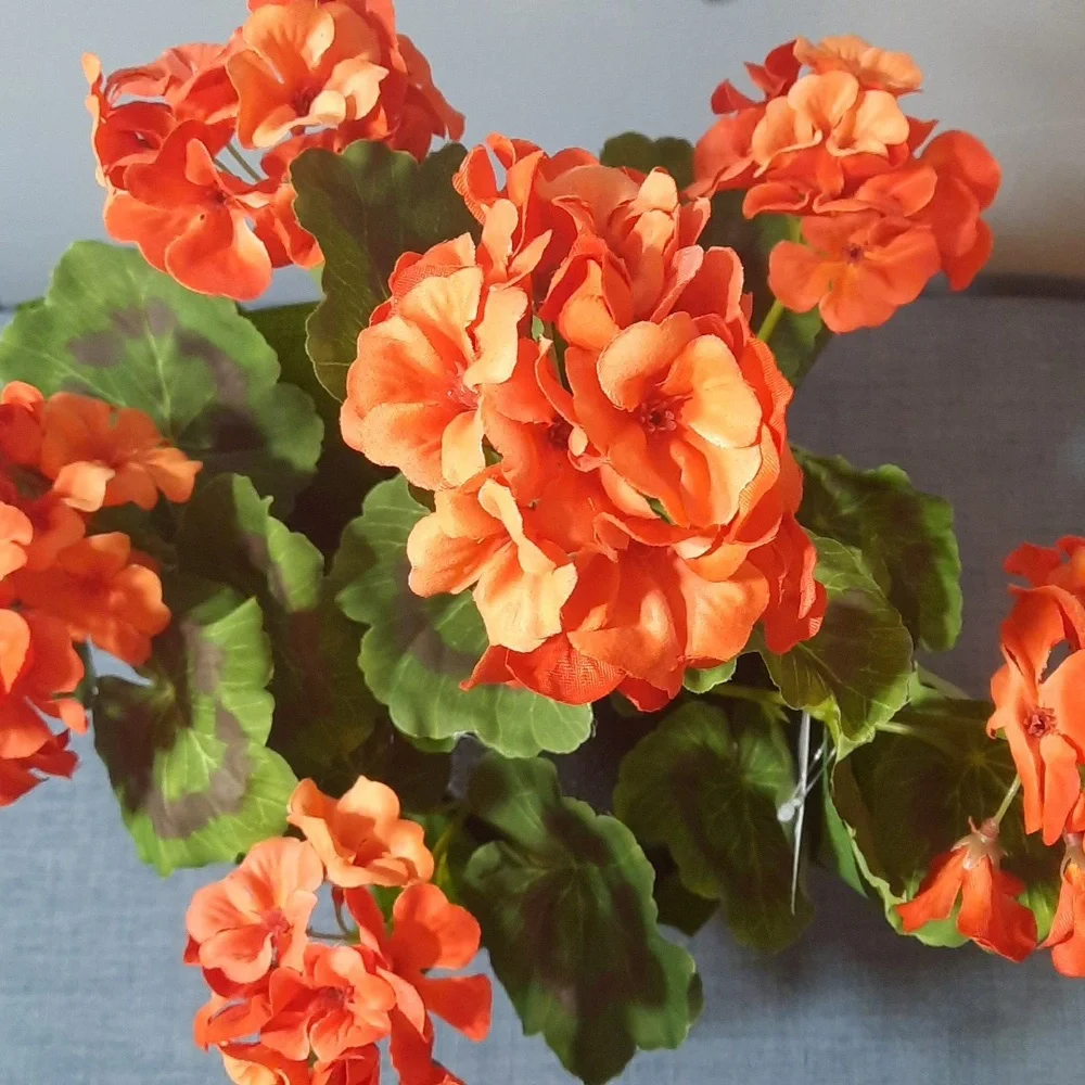 Geranium Potted Artificial Floral Red Orange Weighted Pot Indoor Outdoor NWT